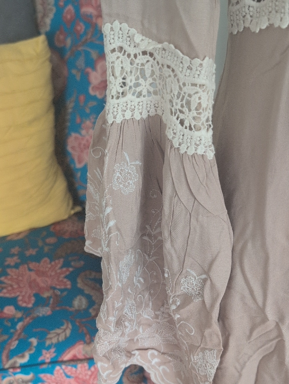 Gorgeous Venus Blush Duster🪷. - Picture 3 of 16